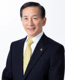 Portrait of Fujiyoshida City Mayor Shigeru Horiuchi