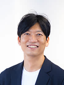 Takeshi Kato Head of Mid-Career Sales, HR Solutions Department, Sales Division, Recruit Co., Ltd. 